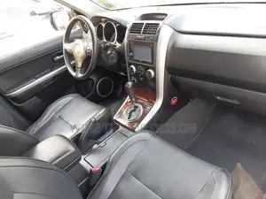 Suzuki Grand Vitara 2.4 2009 Gris