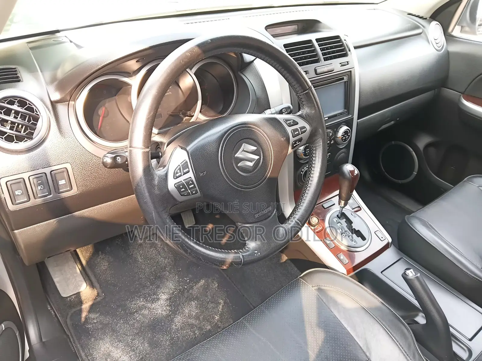 Suzuki Grand Vitara 2.4 2009 Gris
