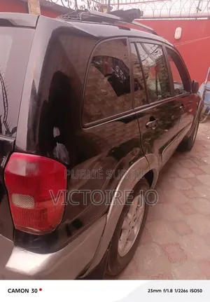 Toyota RAV4 2018 Noir