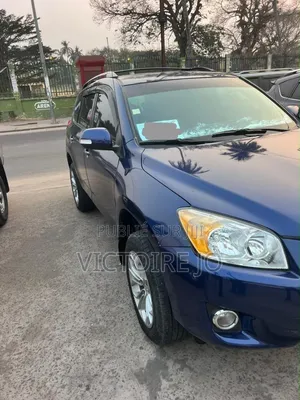 Toyota RAV4 2016 Bleu