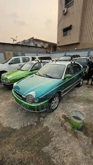 Toyota Corolla 2018 Vert