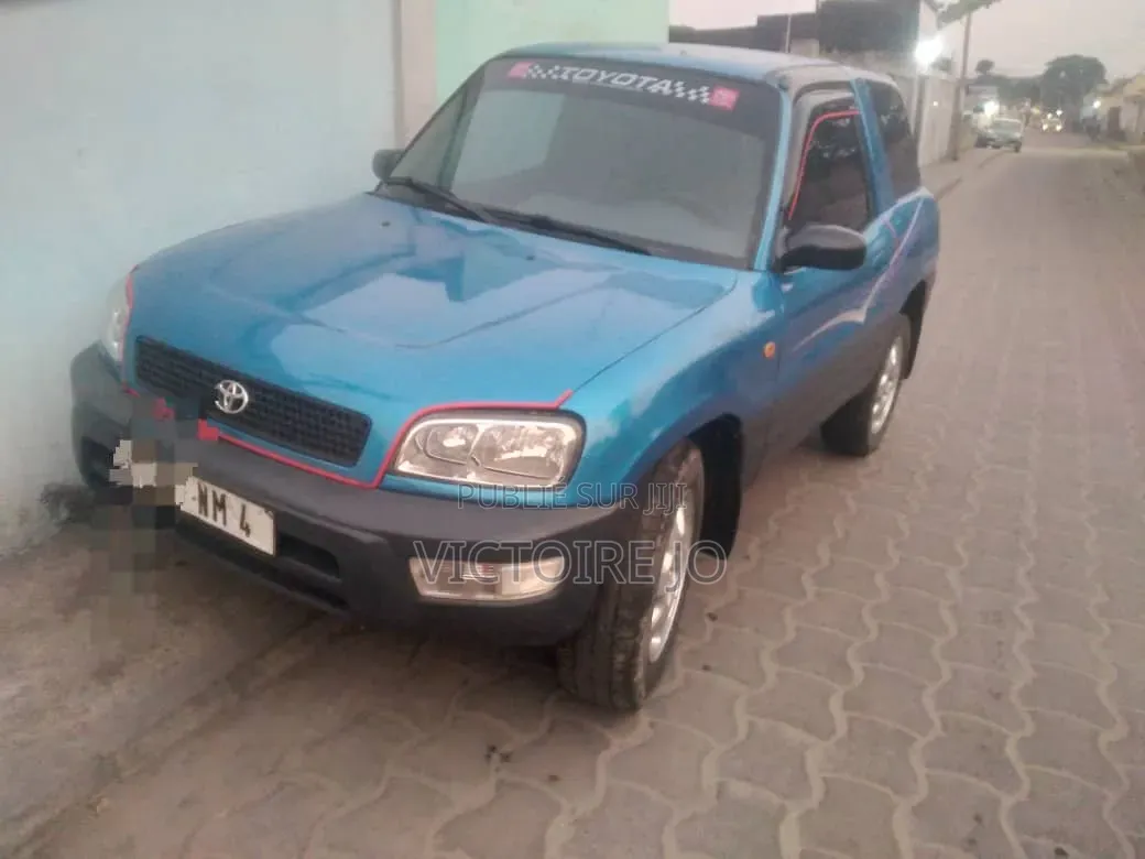 Toyota RAV4 2017 Bleu