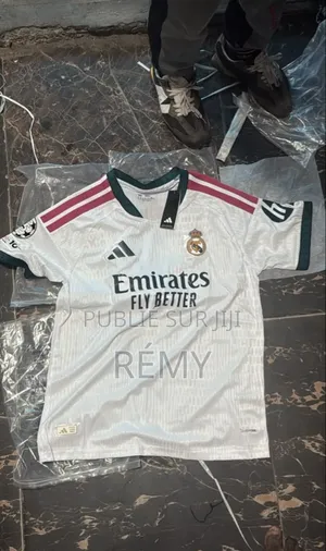 Maillot Real Madrid Saison 2026-2027 Disponible