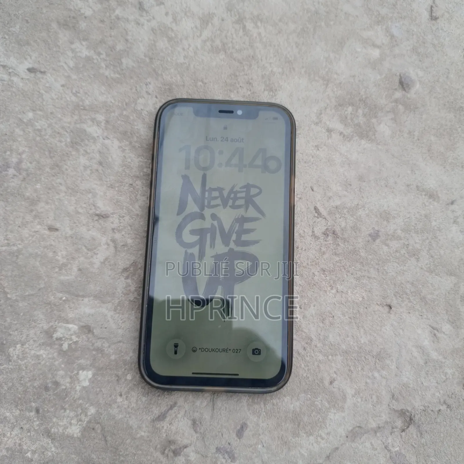 Nouveau Apple iPhone 12 Pro 128 GB Noir