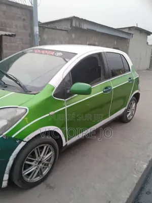 Toyota Yaris 2017 Vert