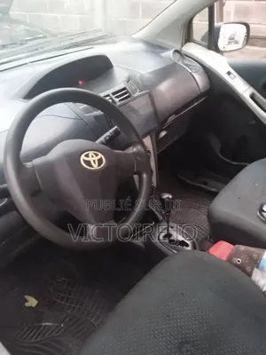 Toyota Yaris 2017 Vert
