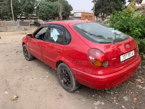 Toyota Corolla 2017 Rouge