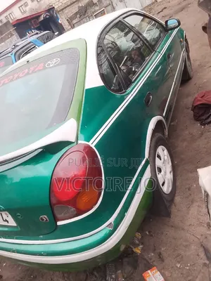 Toyota Corolla 2016 Vert
