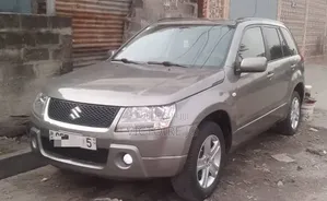 Suzuki Vitara 2018 Gris