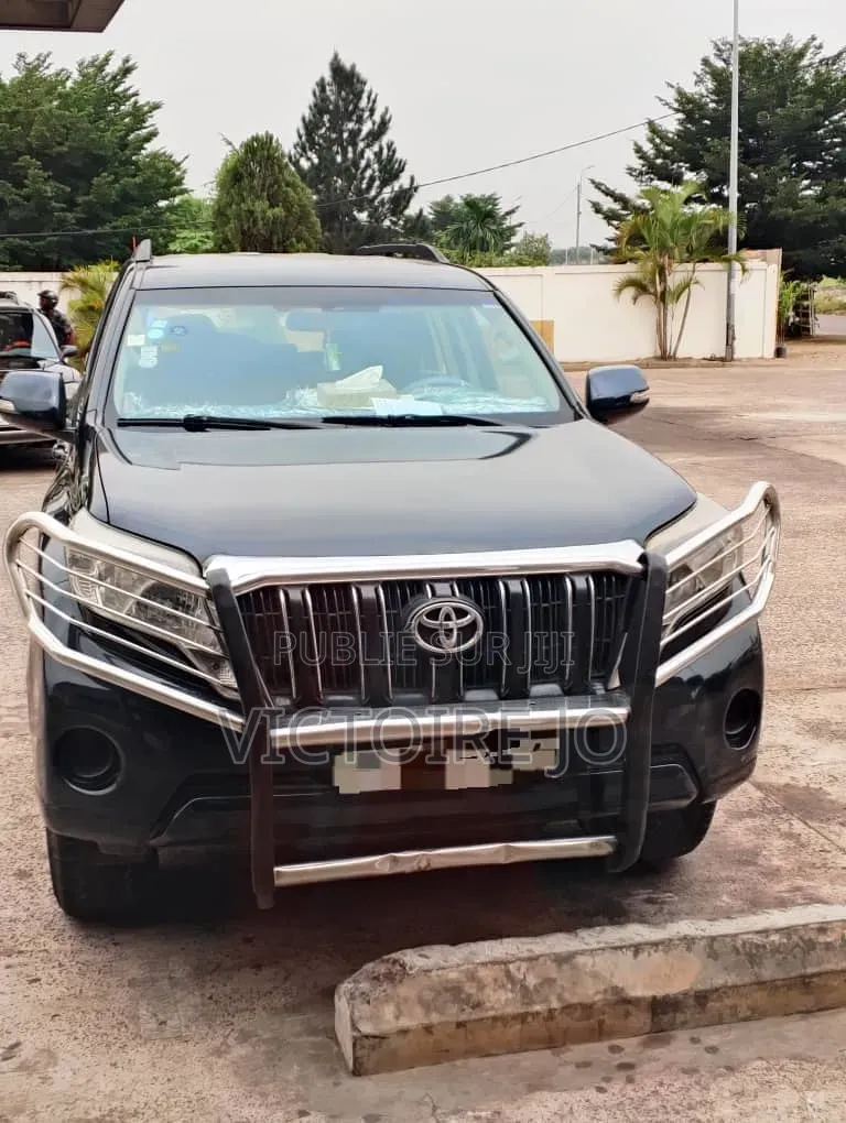 Toyota Land Cruiser Prado 2017 Noir