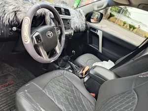 Toyota Land Cruiser Prado 2017 Noir