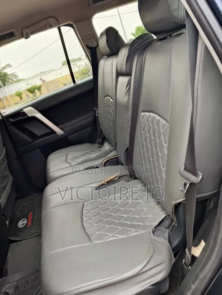 Toyota Land Cruiser Prado 2017 Noir