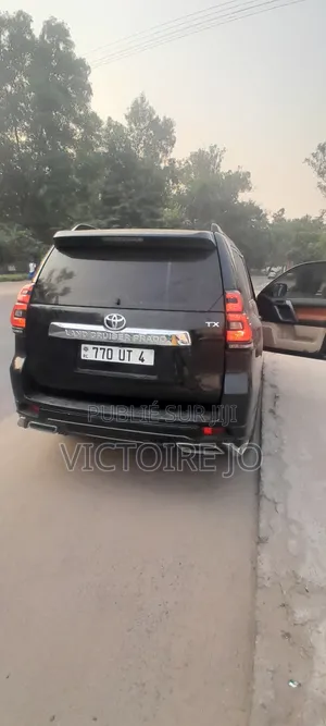 Toyota Land Cruiser Prado 2017 Noir