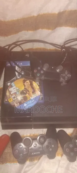 Solde Des Consoles Avec Un Bureautique