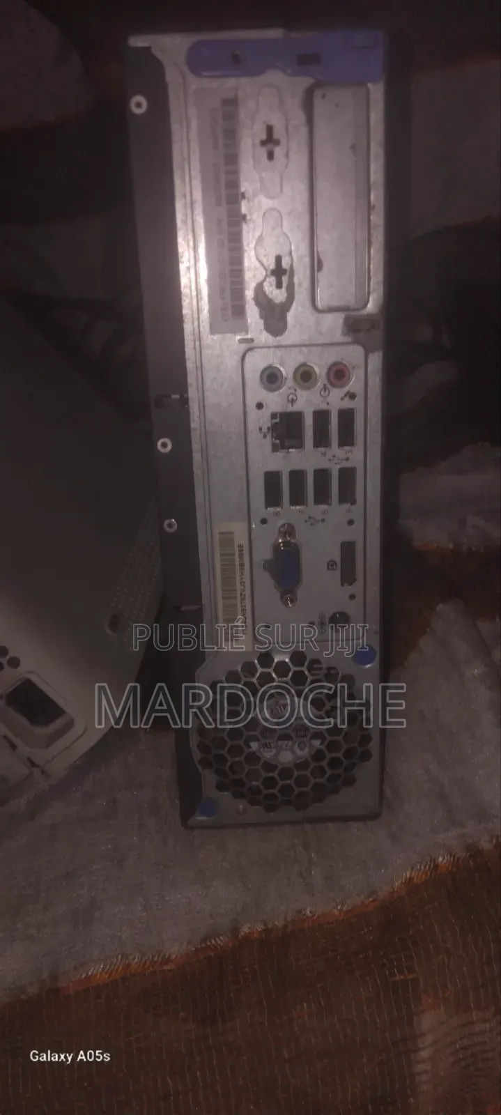 Solde Des Consoles Avec Un Bureautique