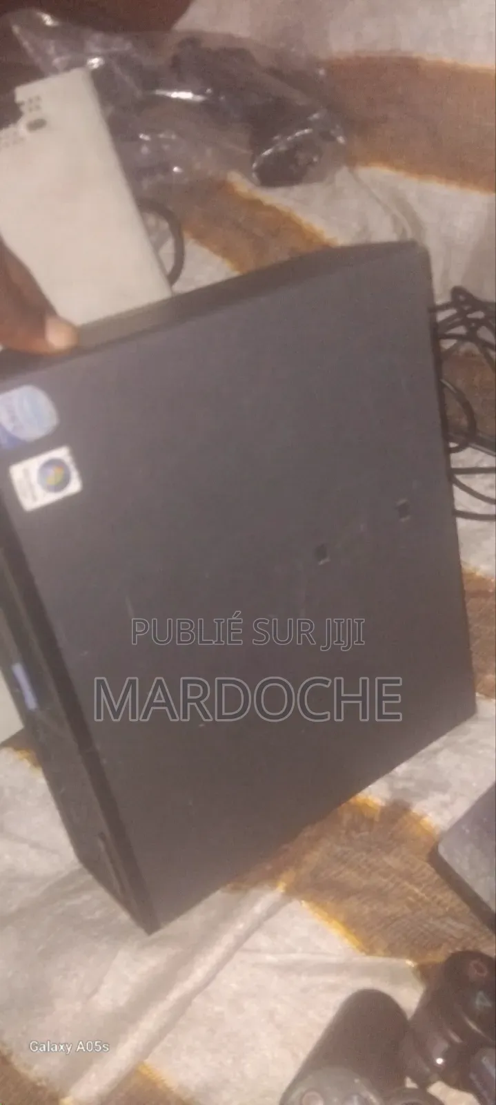 Solde Des Consoles Avec Un Bureautique