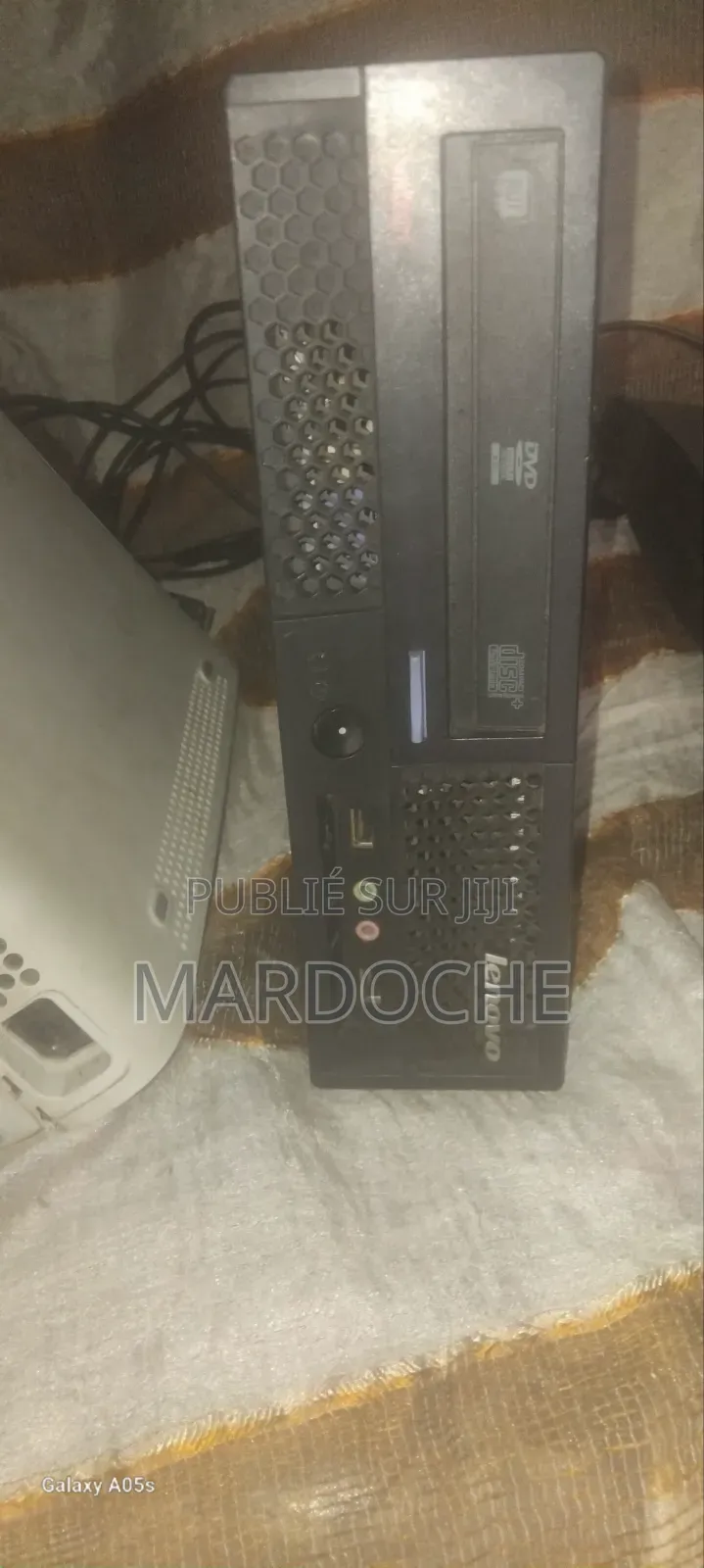 Solde Des Consoles Avec Un Bureautique