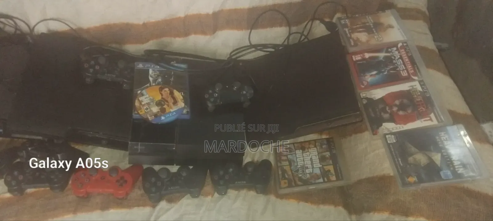 Solde Des Consoles Avec Un Bureautique