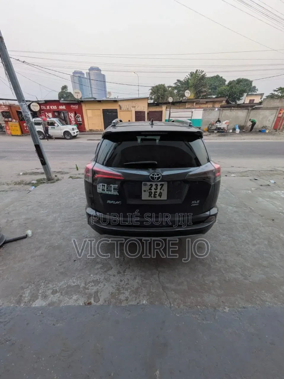 Toyota RAV4 2018 Bleu