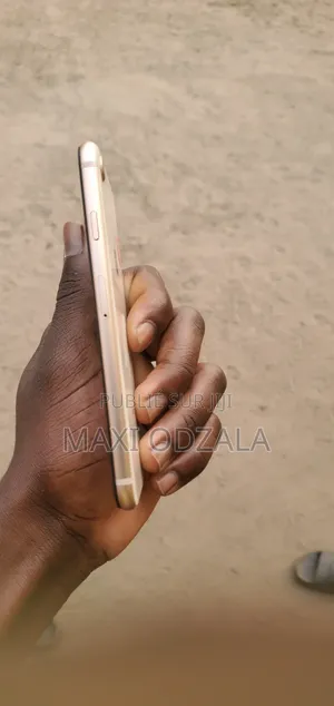 Apple iPhone 8 64 GB Doré