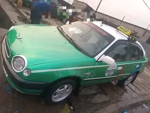 Toyota Corolla 2015 Vert