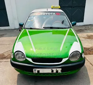 Toyota Corolla 2015 Vert