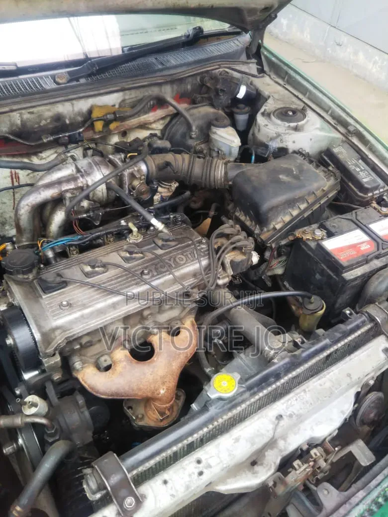 Toyota Corolla 2014 Vert