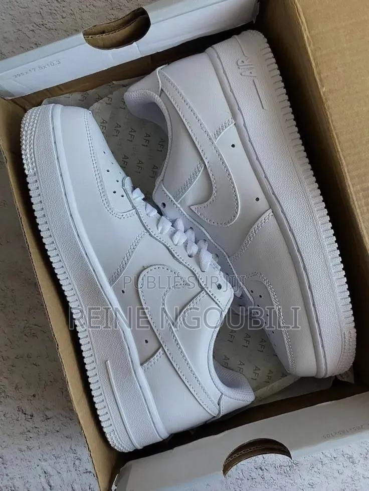 Air Force 1 Blanche