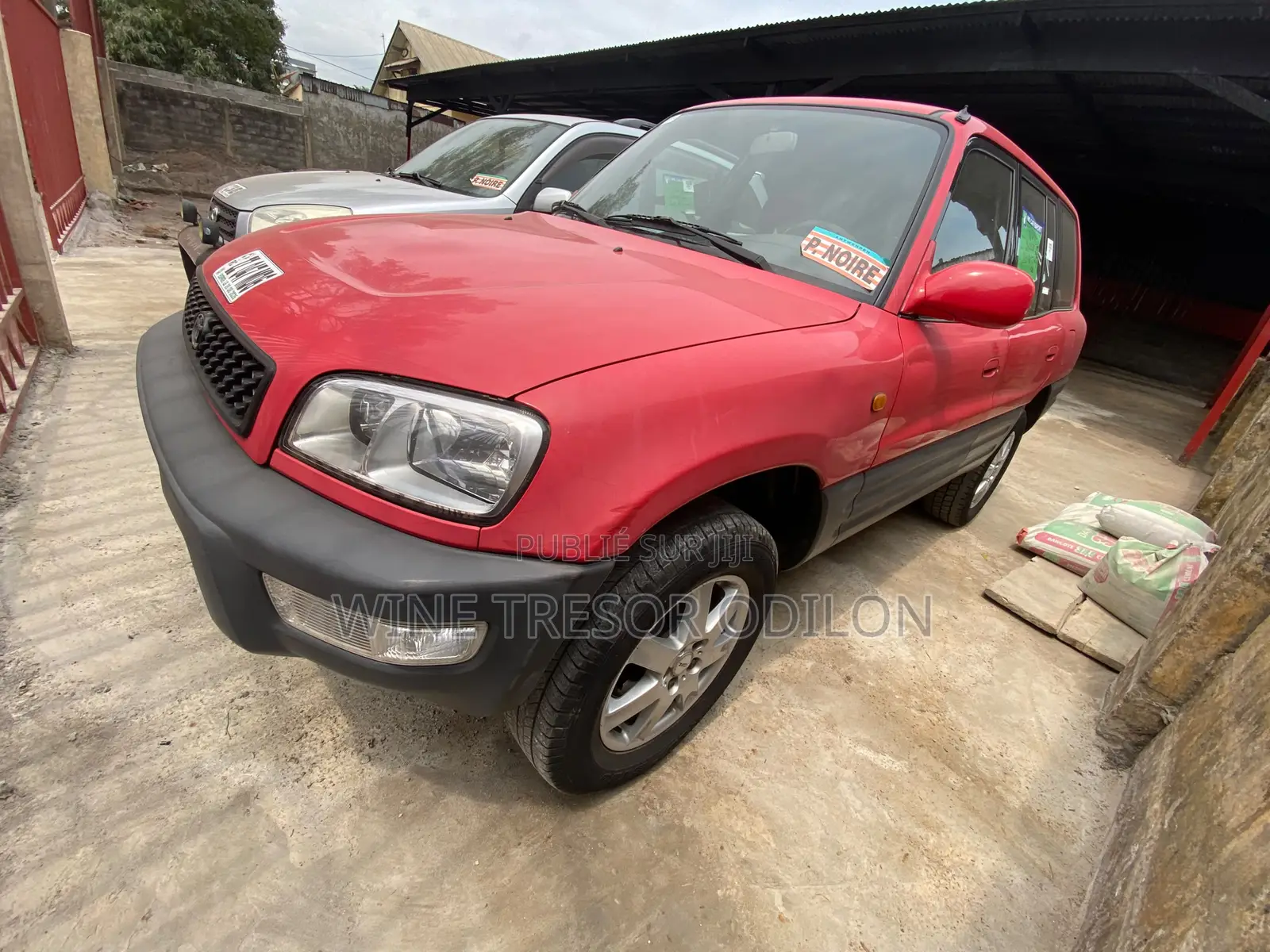 Toyota RAV4 Automatic 2000 Rouge
