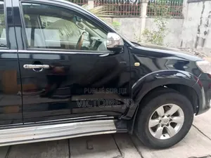 Toyota Fortuner 2016 Noir