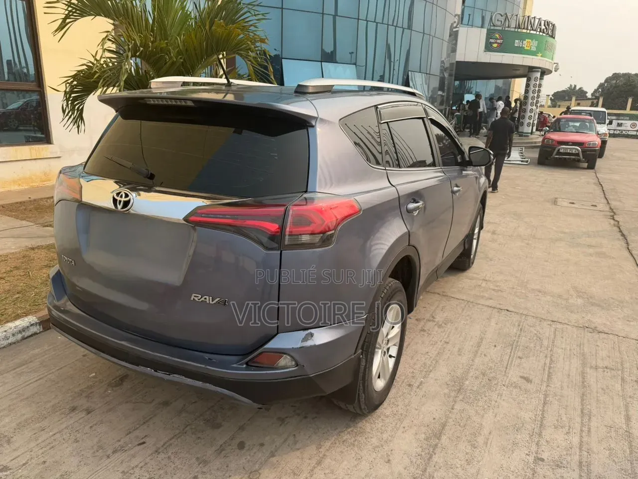 Toyota RAV4 2016 Gris