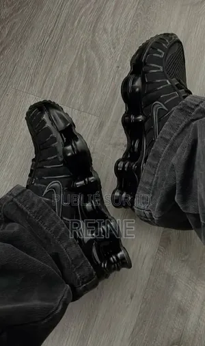 Nike Shox Noir