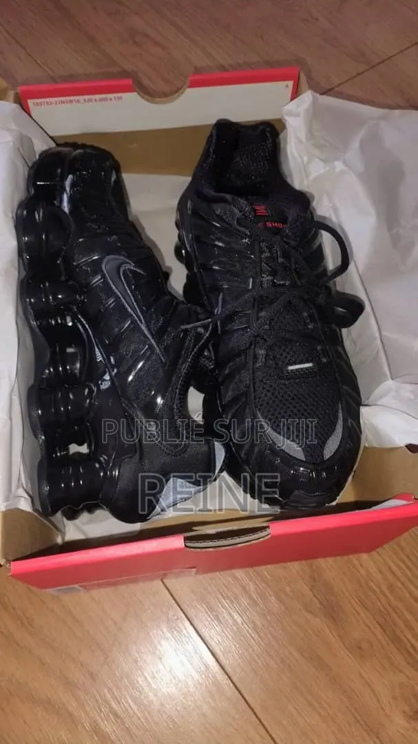 Nike Shox Noir
