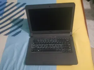 Ordinateur portable Dell G3 17 3579 4GB Intel Core i3 HDD 512GB