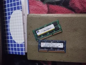 2 Barrette De RAM (4gb DDR3 Et 2gb Hynix ) a 10.000