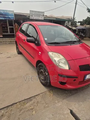 Toyota Yaris 2015 Rouge