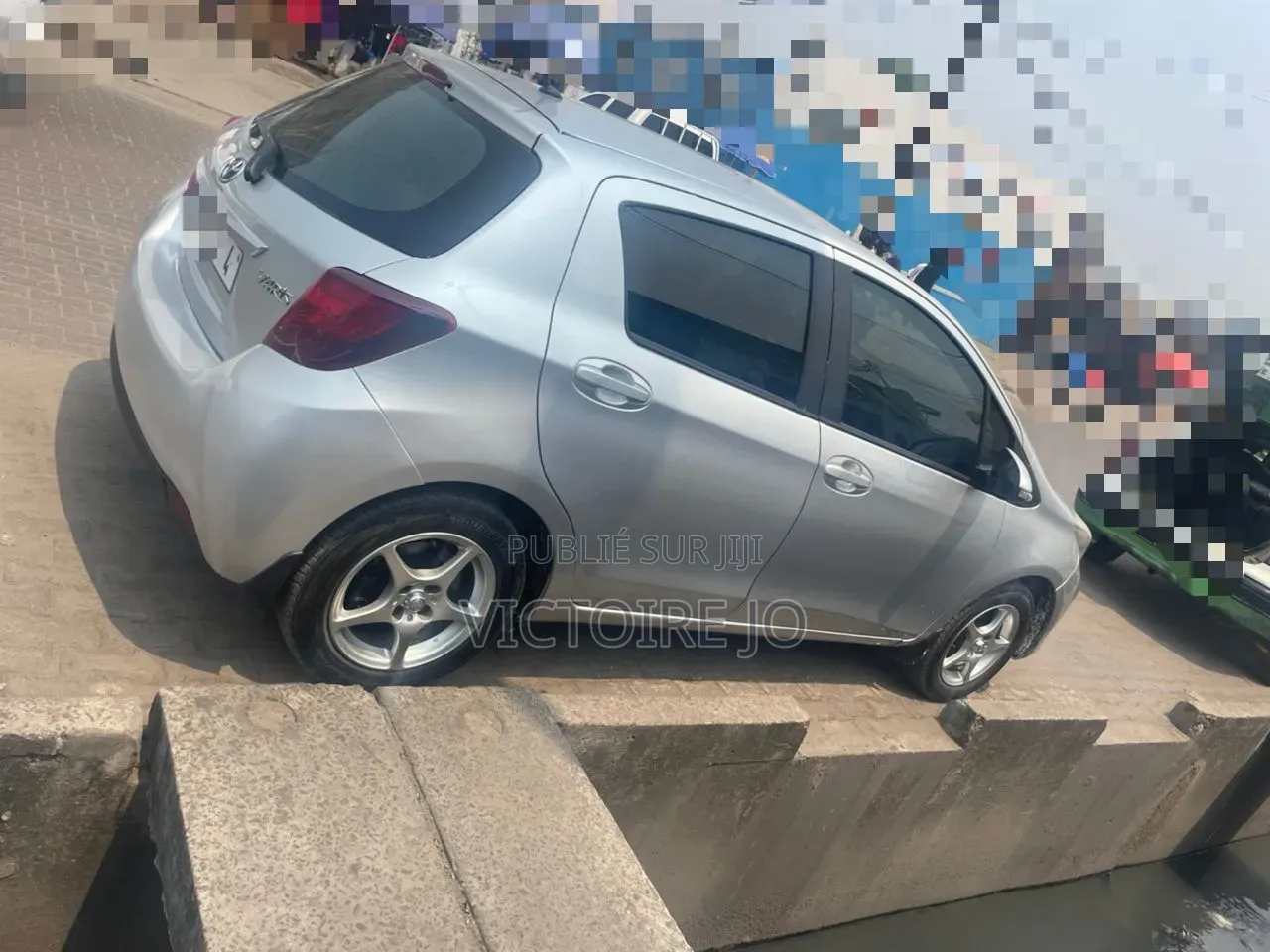 Toyota Yaris 2017 Gris