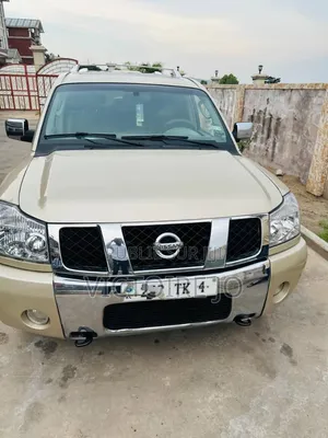 Nissan Armada 2015 Jaune