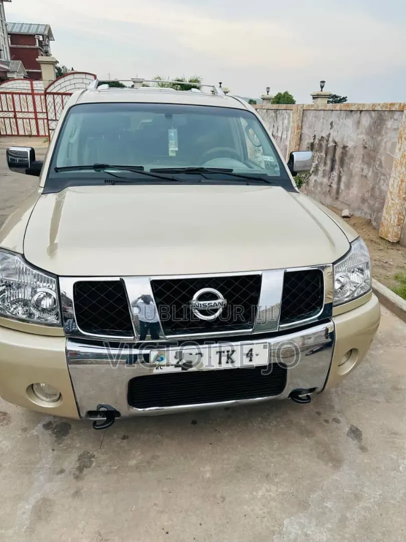 Nissan Armada 2015 Jaune