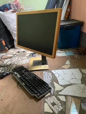 Écran PC + Clavier + Souris