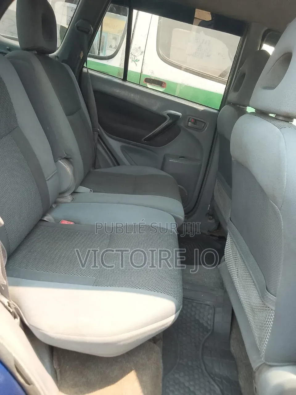Toyota RAV4 2017 Bleu