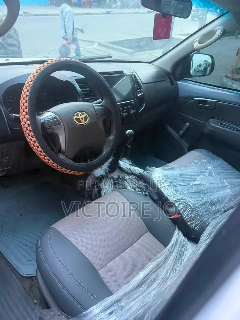 Toyota Hilux 2014 Blanc