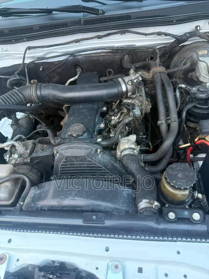 Toyota Hilux 2014 Blanc