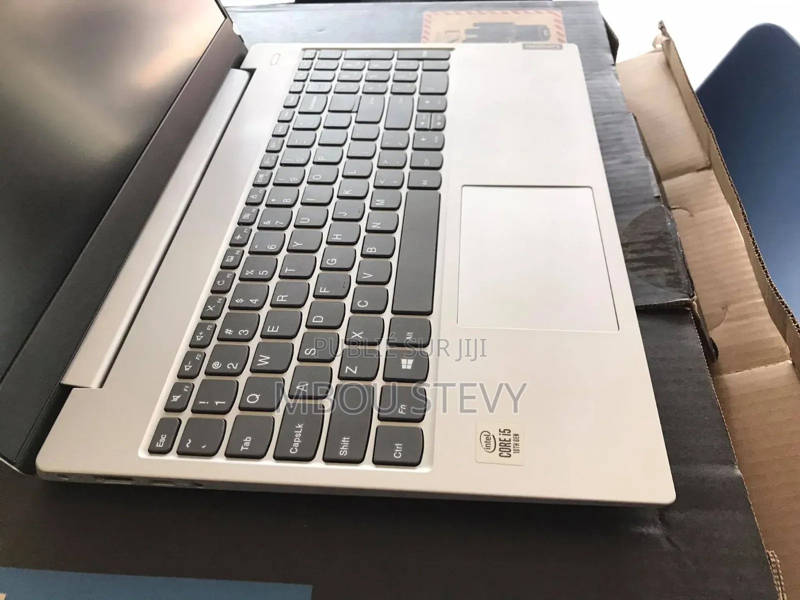 Lenovo Ideapad 3-14IIL05 8GB Intel Core i5 SSD 256GB