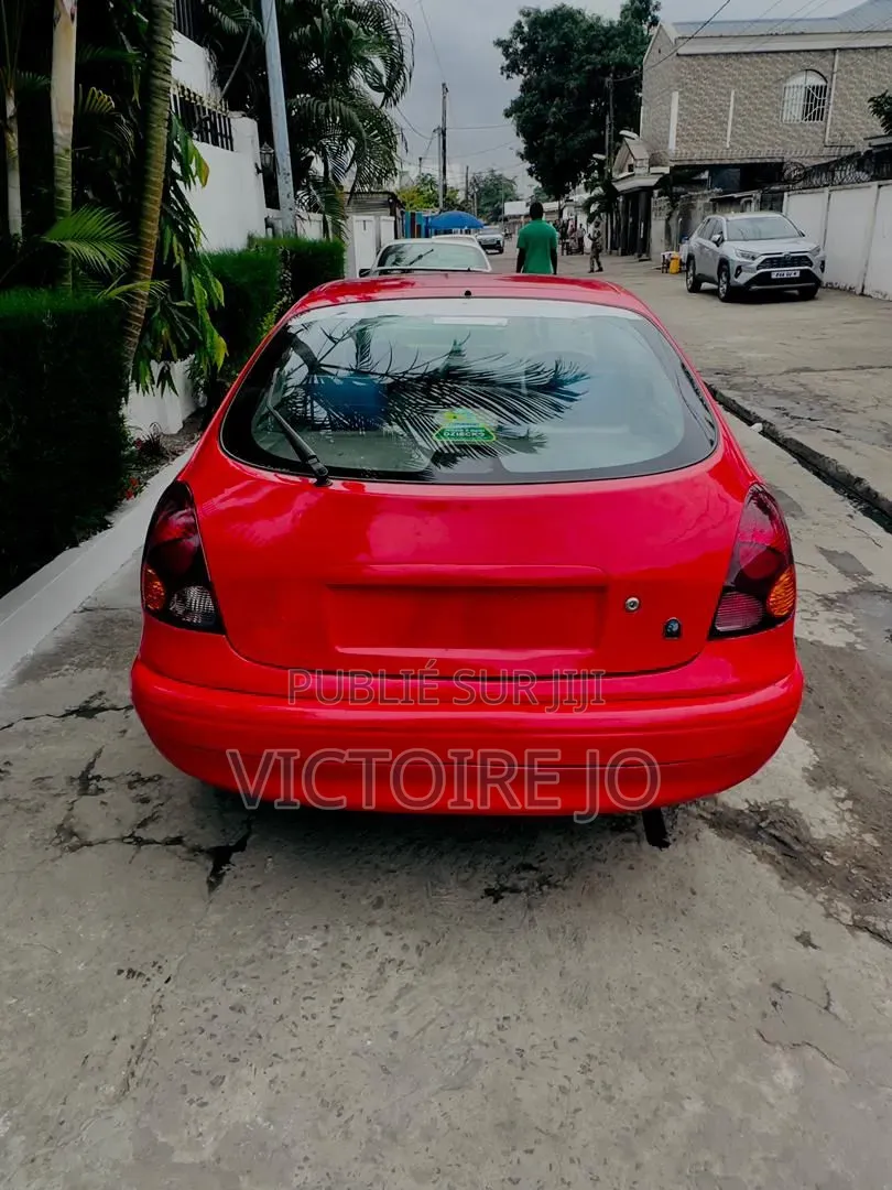 Toyota Corolla 2017 Rouge