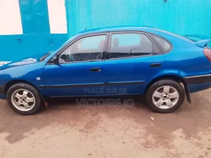 Toyota Corolla 2015 Bleu