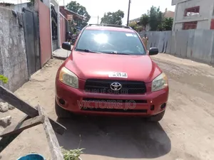 Toyota RAV4 2015 Rouge