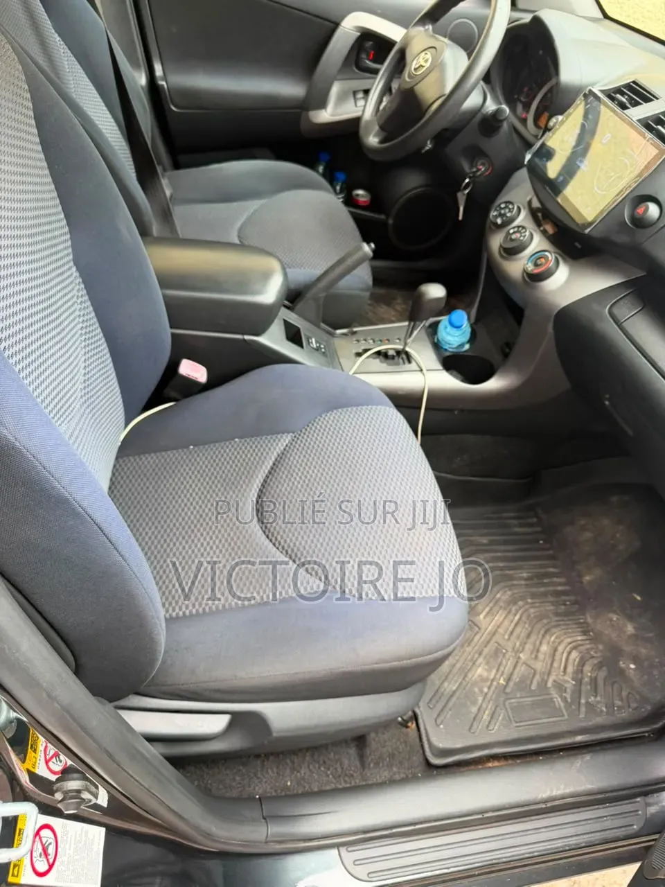 Toyota RAV4 2018 Gris