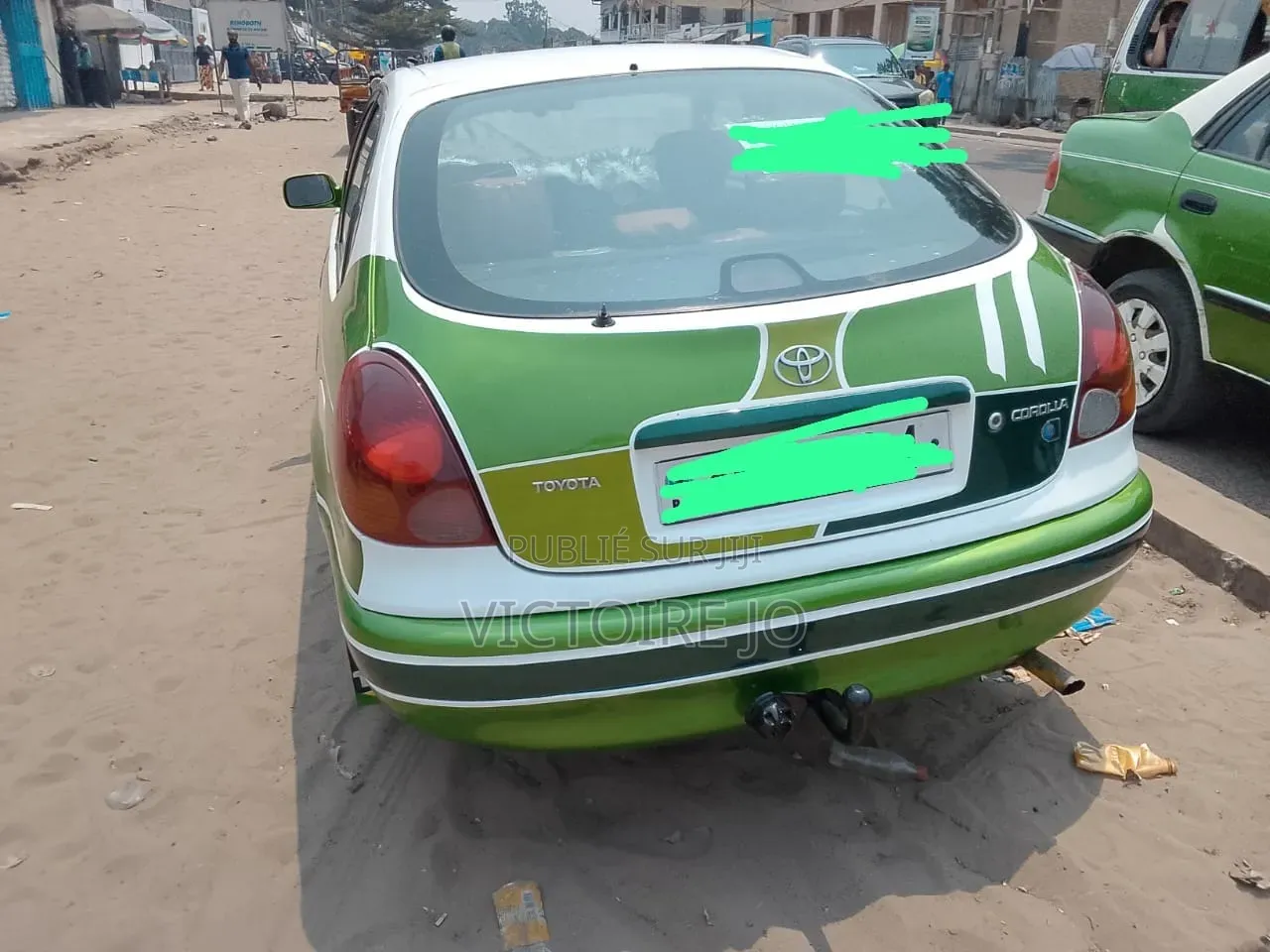 Toyota Corolla 2017 Vert