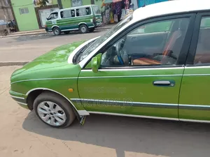 Toyota Corolla 2017 Vert